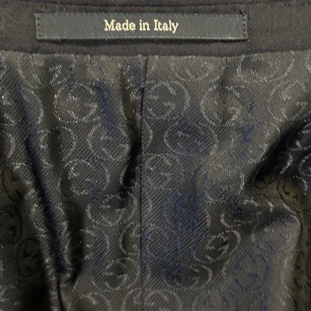 Gucci Men's Navy Suit - Picture 5 of 8